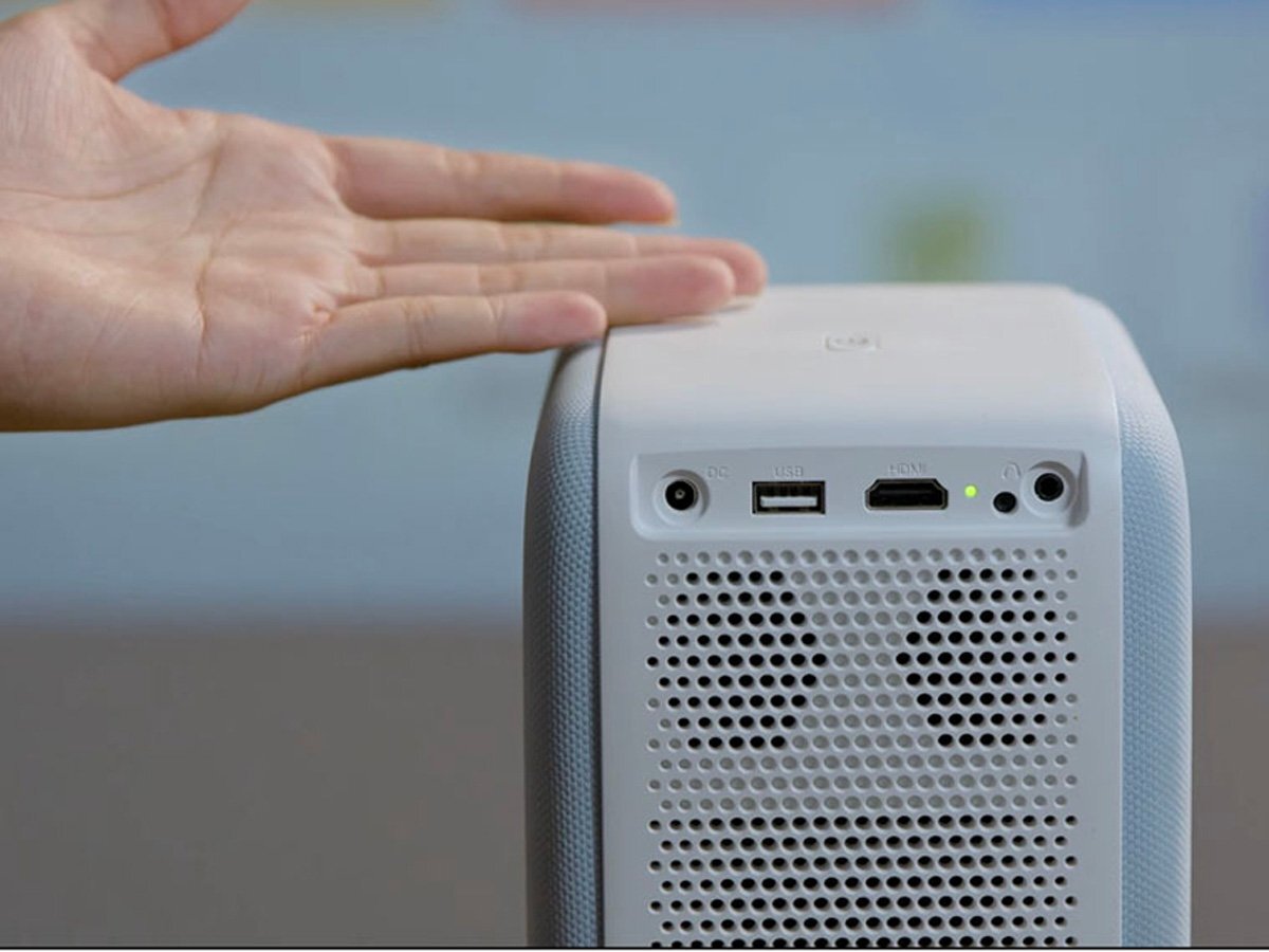 Hệ thống loa hiện đại, sống động Hệ thống loa của P10