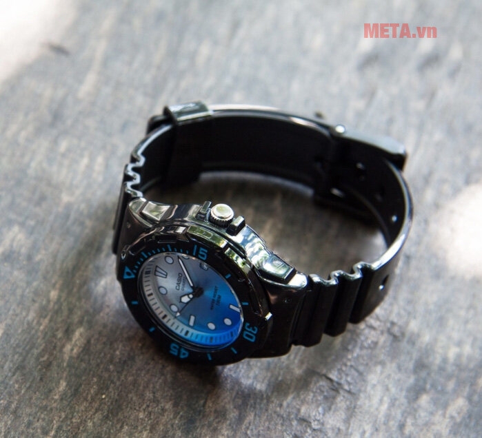 Đồng hồ nữ Casio LRW-200H-2EVDR