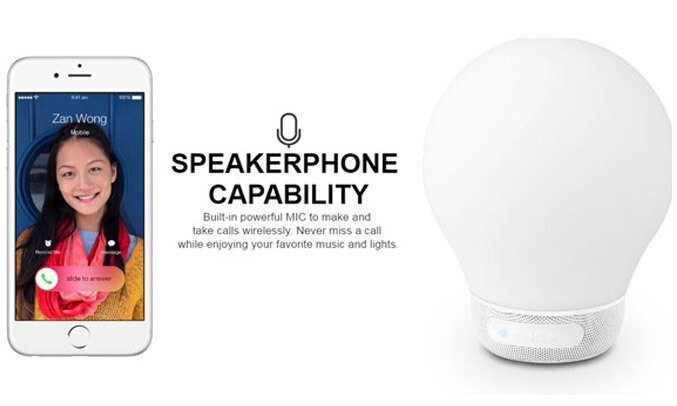 Loa Divoom Aurabulb màu trắng kết hợp với microphone chất lượng