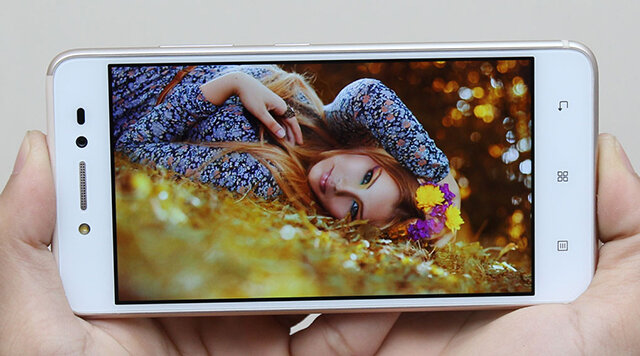Điện thoại Lenovo S90
