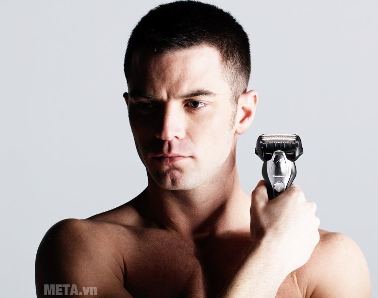 Máy cạo râu Panasonic ES-ST2N-K751