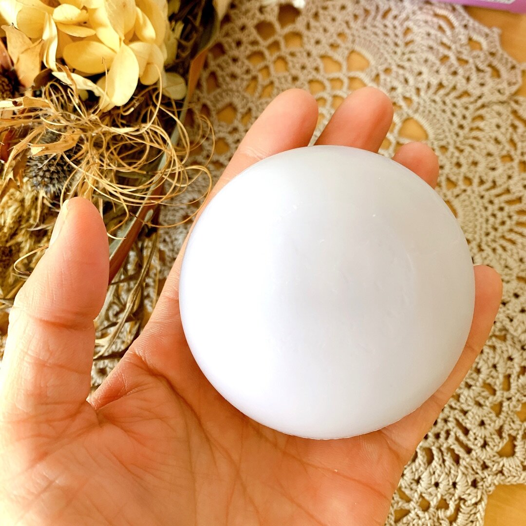 Xà Phòng Tắm Pelican Lavender Night Aroma Soap dành cho những ai thường xuyên bị mất ngủ hoặc chất lượng giấc ngủ kém, ngủ không ngon giấc.