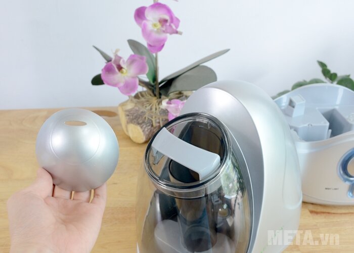 Máy tạo độ ẩm trong phòng Medisana UHW