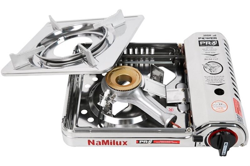Bếp gas Namilux NH-P3031AS sử dụng mặt bếp Inox bóng sáng, dễ vệ sinh