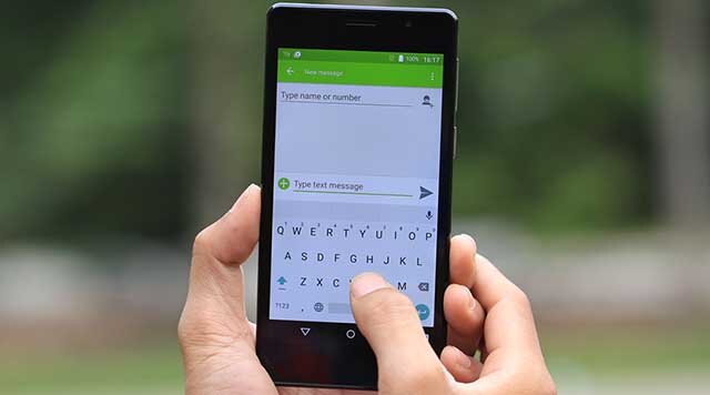 Độ sáng màn hình cao giúp bạn dễ dàng sử dụng