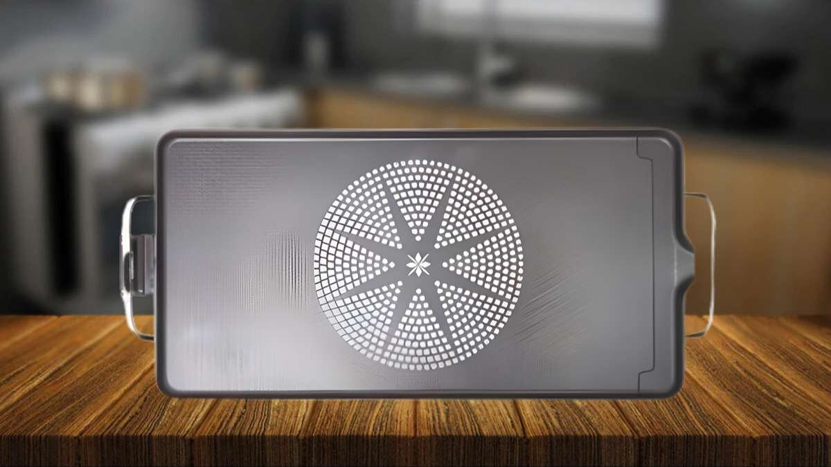 Korea King KEC-8300WG có mặt nướng phủ men chống dính cao cấp