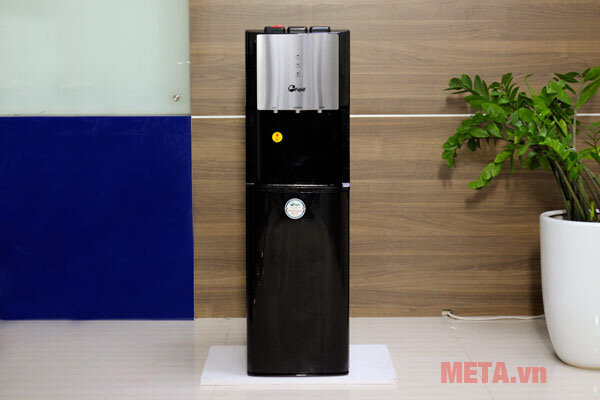 Cây nước nóng lạnh cao cấp FujiE WD5500C (bình nước âm đặt dưới)