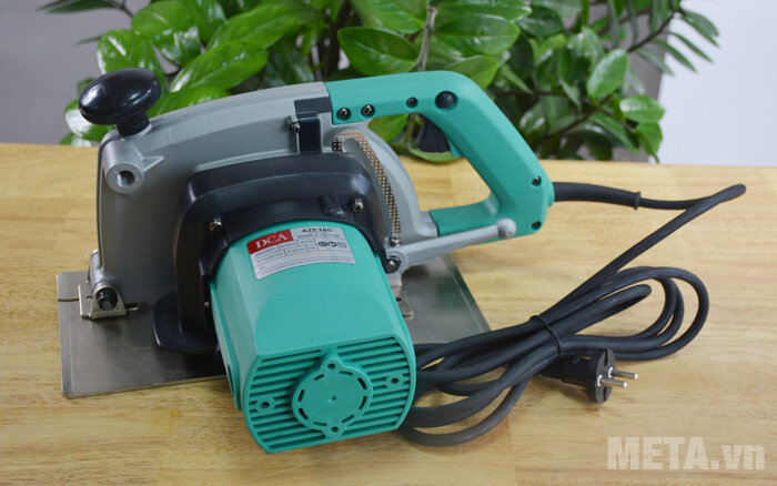 Máy cắt đá 1520W DCA AZE180 (Z1E-FF-180) Máy cắt đá 1520W DCA AZE180 (Z1E-FF-180)