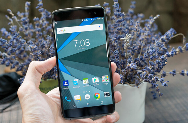 Điện thoại BlackBerry DTEK60