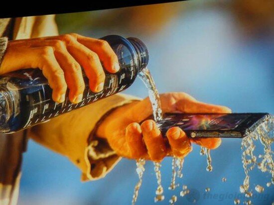 Điện thoại Sony Xperia Z C6602