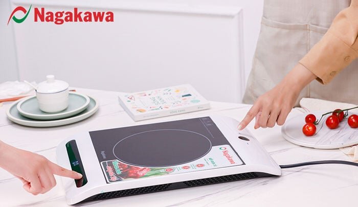 Bếp từ Nagakawa NAG0712 có thiết kế trẻ trung, trang nhã