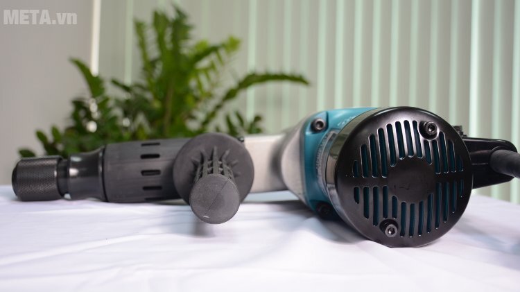 Máy đục bê tông Makita HM0810TA
