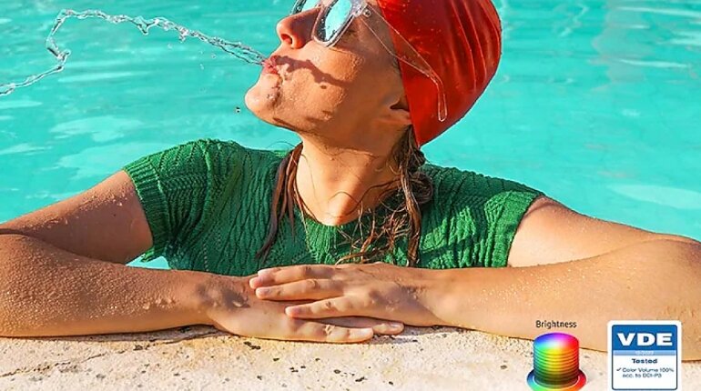 Smart Tivi Samsung QLED 4K 50 inch QA50Q60C