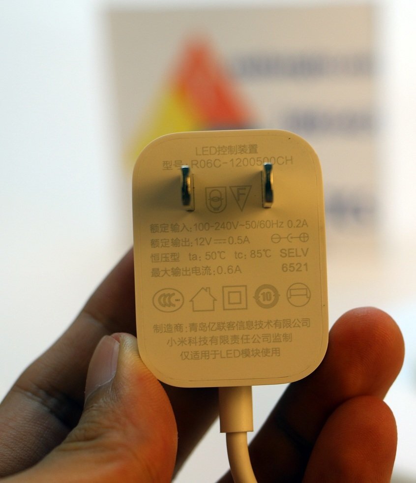 Đèn bàn thông minh Xiaomi