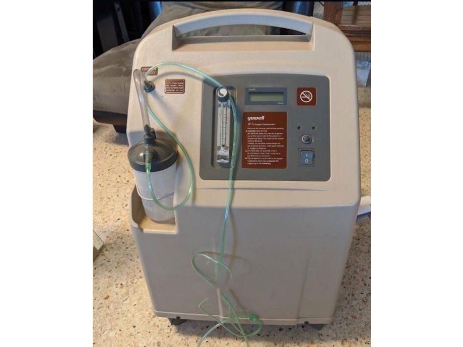 Máy tạo oxy 5 lít Yuwell 7F-5W Máy tạo oxy 5 lít Yuwell 7F-5W