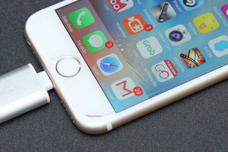 USB OTG 32 GB Transcend cho iPhone-iPad USB OTG 32 GB Transcend cho iPhone-iPad