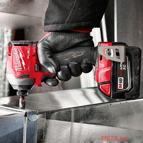 Máy vặn vít Milwaukee M18 FID2-502C