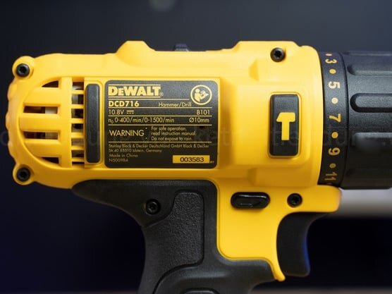 Thông số máy khoan pin Máy khoan