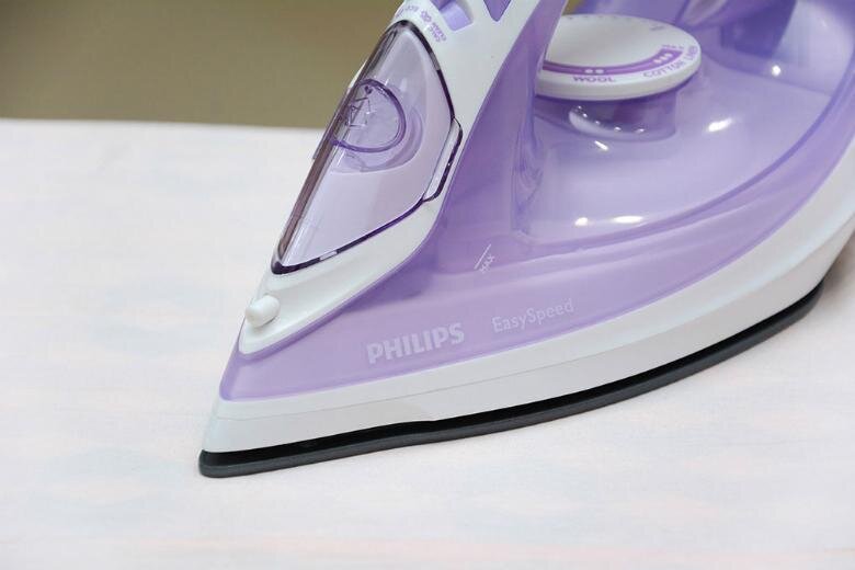 Bàn ủi hơi nước Philips GC1026 Bàn ủi hơi nước Philips GC1026