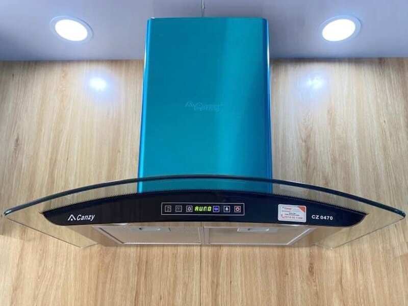 Máy hút mùi Canzy CZ-0470 được thiết kế để lắp đặt dễ dàng