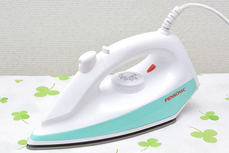 Bàn ủi khô Pensonic PSI-890 Bàn ủi khô Pensonic PSI-890