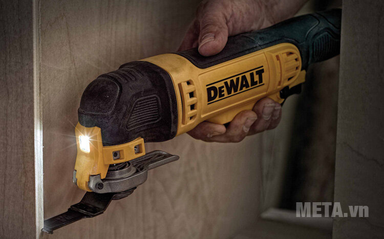 Máy cắt rung đa năng DeWalt DWE315K