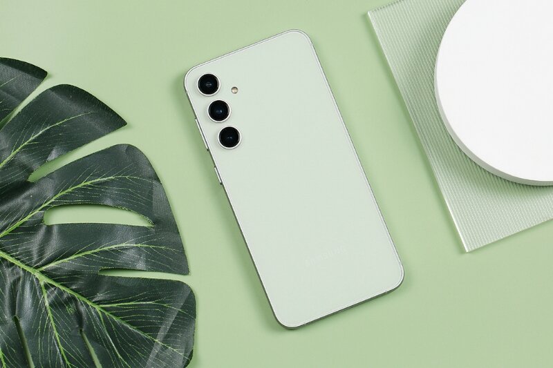 Điện thoại Samsung Galaxy S23 FE 8GB/256GB  thiết kế