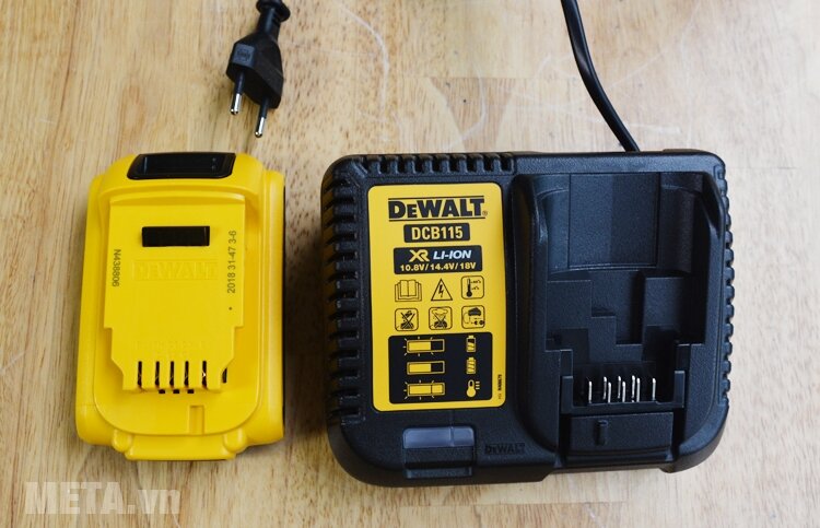 Máy khoan động lực pin DeWalt DCD785D2