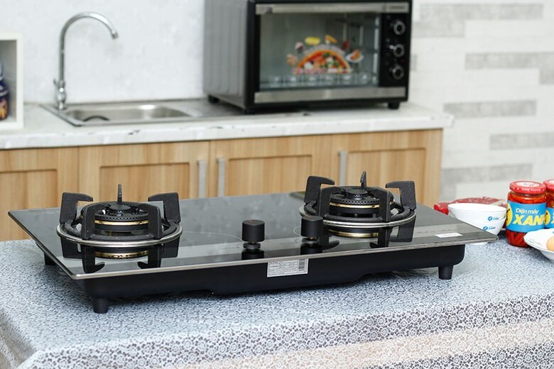 Bếp gas âm Sunhouse SHB8836 Bếp gas âm Sunhouse SHB8836