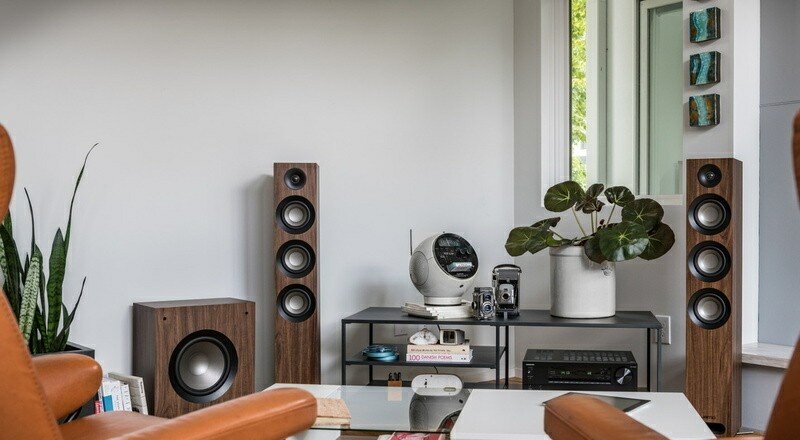 Loa Subwoofer Jamo S810