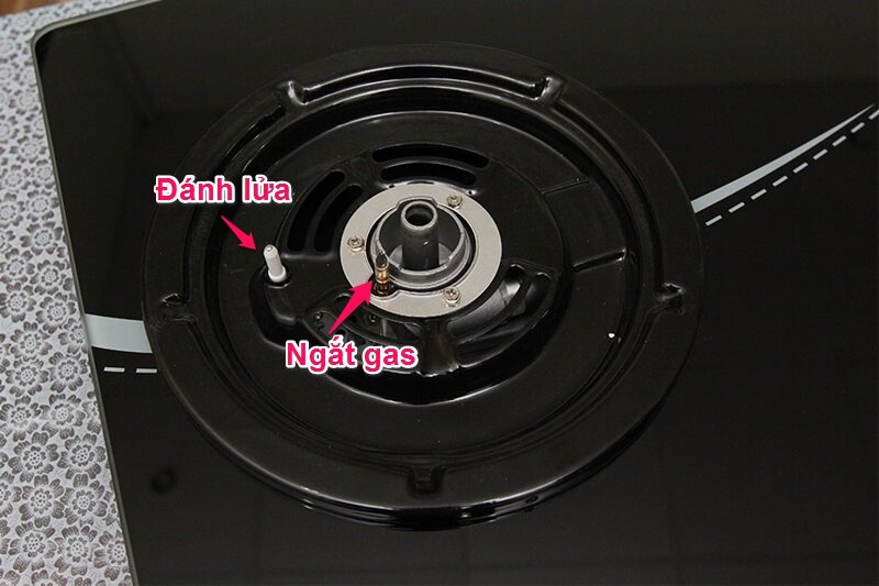 Bếp gas âm Sakura SG-268