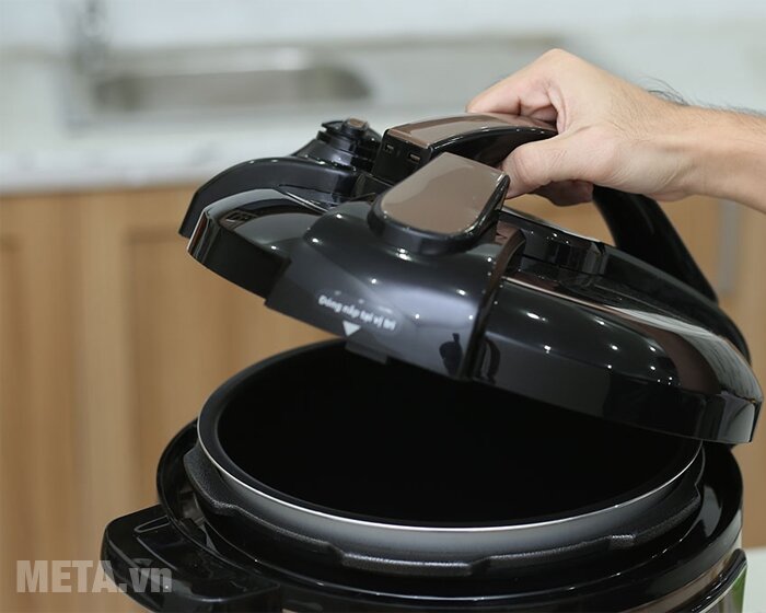 Nồi áp suất Sanaky SNK-64C