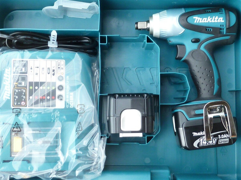 MÁY SIẾT BU LÔNG CHẠY PIN MAKITA BTW074Z (14.4V)