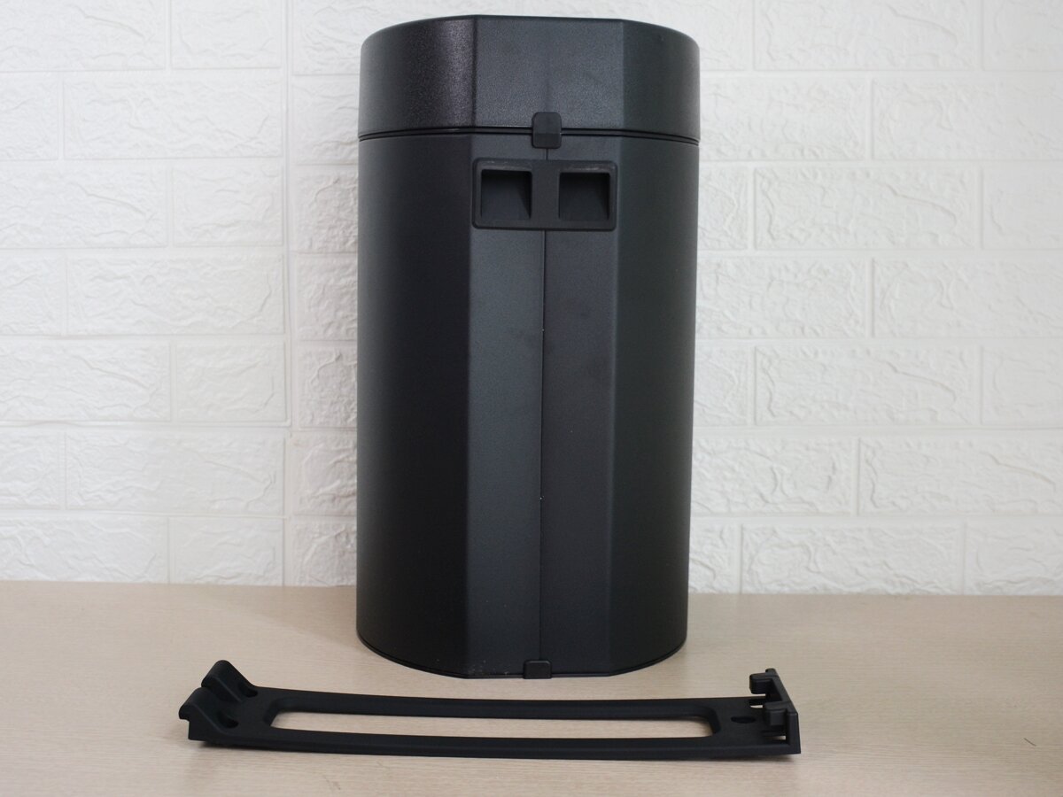 Thùng rác Inox nhấn tròn nhỏ Fitis RTS1-903 12 lít