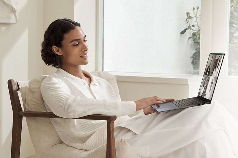 Asus Zenbook S 16 OLED UM5606KA-RK113WS 11