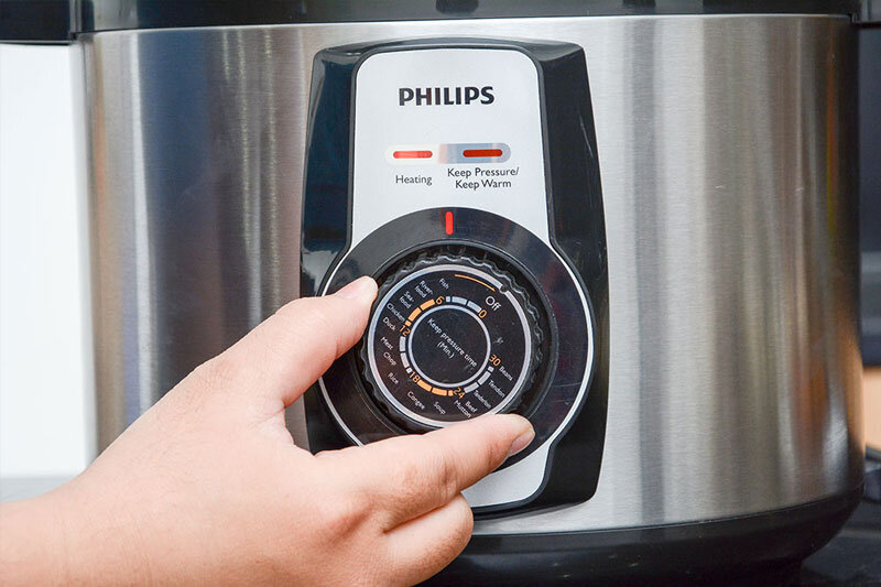 Nồi áp suất điện tử Philips HD2103 5.0 lít Nồi áp suất điện tử Philips HD2103 5.0 lít