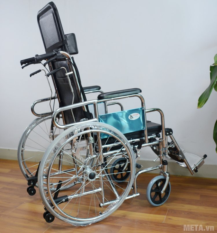 Xe lăn đa năng Lucass X7 (~X7A) - Xe lăn có bô, ngả và tay phanh