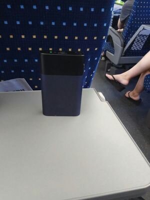 Bộ phát wifi kiêm pin sạc dự phòng ZMI MF885 Bộ phát wifi kiêm pin sạc dự phòng ZMI MF885