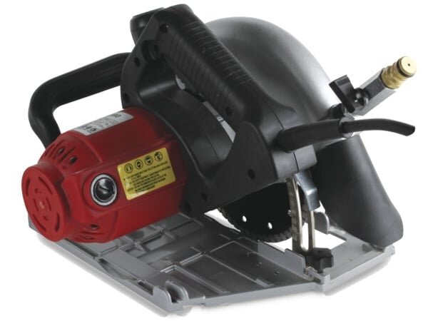 Máy cắt đá Rubi TC 180 hoạt động với công suất mạnh mẽ Máy cắt đá Rubi TC 180