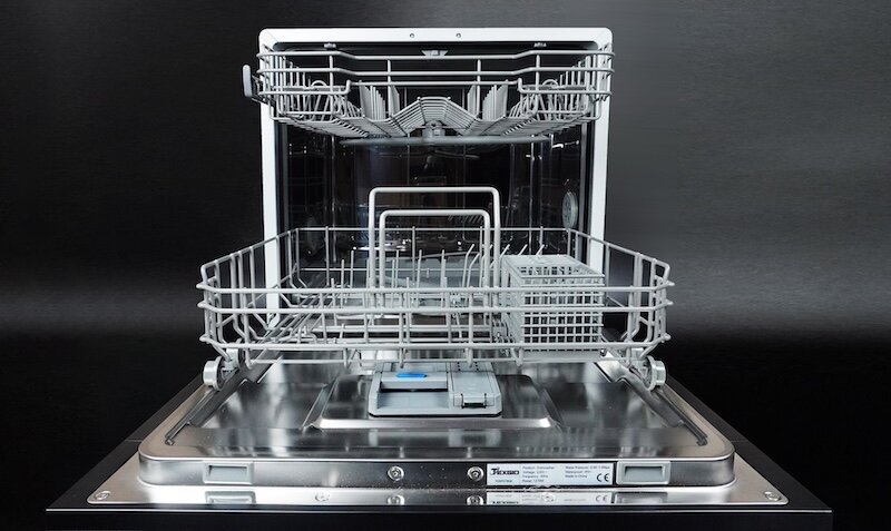  Máy rửa bát để bàn Texgio TGWFD78GB có thể chứa tối đa 11 bộ chén bát Châu Âu