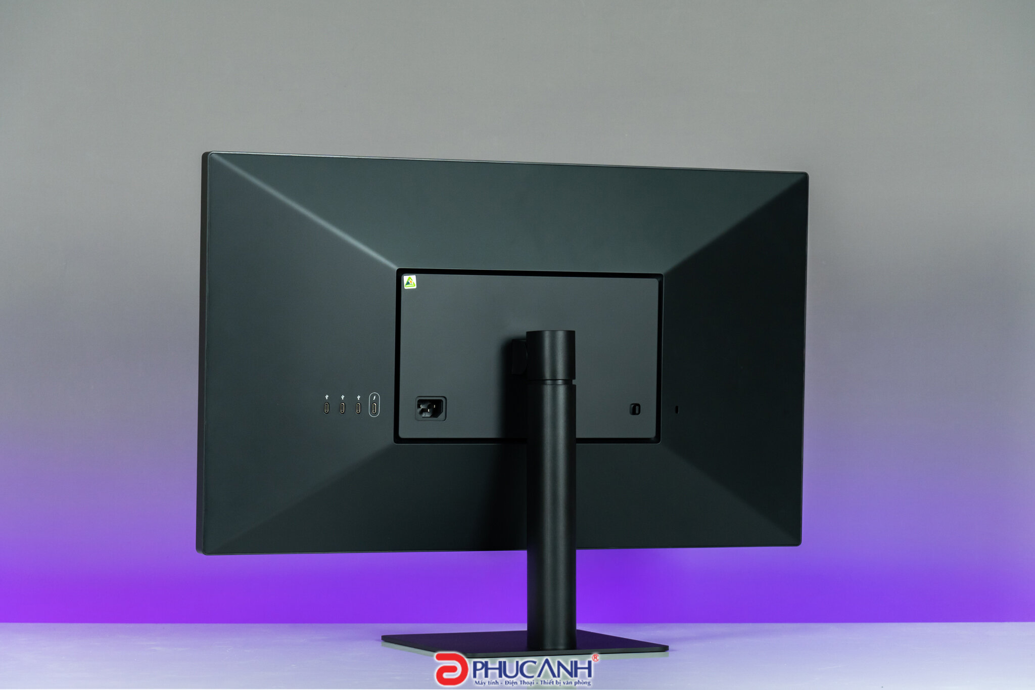 Màn hình LG 27MD5K-B 27Inch 5K IPS