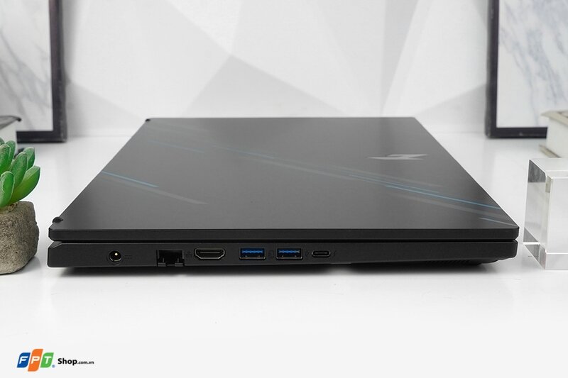 Cổng kết nối Acer Nitro V ANV15-51-91T5