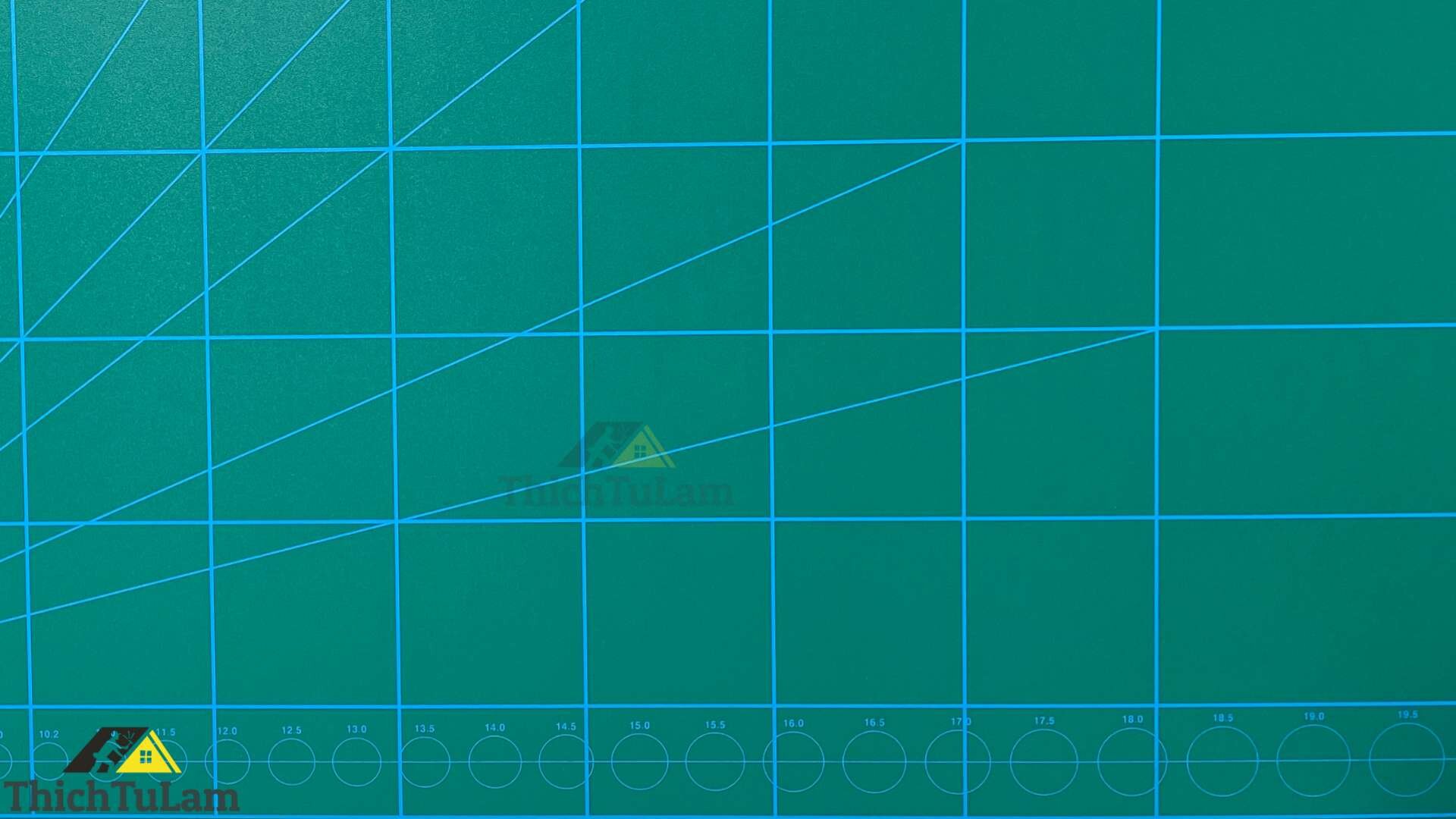 Bảng lót cắt 600mm x 450mm x 3mm Kendo 30962