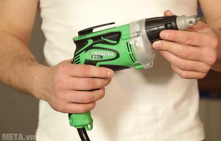 Máy vặn vít Hitachi W6VA4 620W
