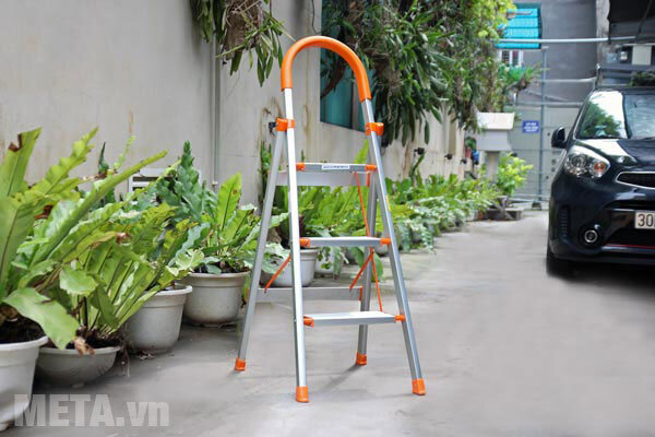 Thang nhôm ghế bản to 3 bậc Advindeq ADS-703