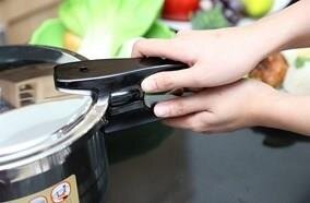 Nồi áp suất Supor YS22ED, 5,2L, Dùng được cho bếp từ