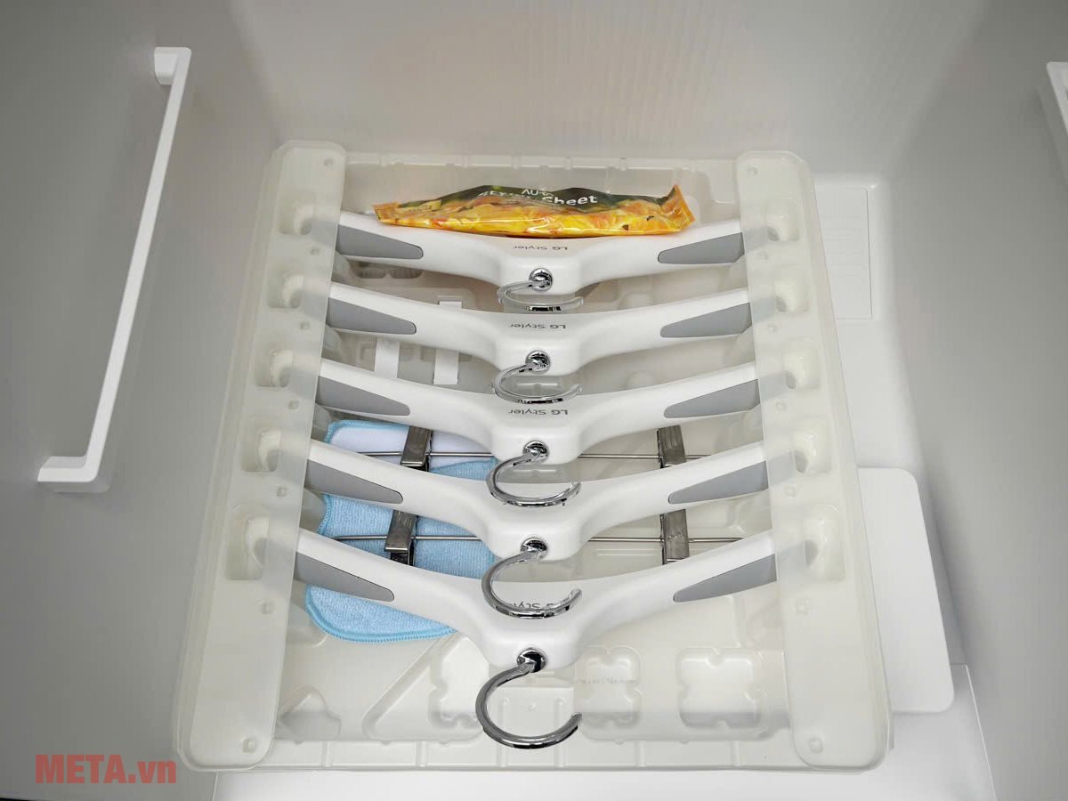 Tủ chăm sóc quần áo thông minh LG Styler SC5MNR4G