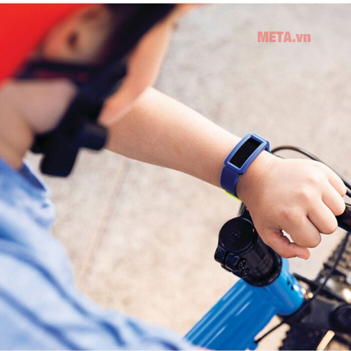 Đồng hồ thông minh theo dõi chuyển động dành cho trẻ em Fitbit ACE 2