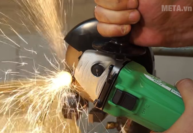 Máy mài góc Hitachi G13SS 580W