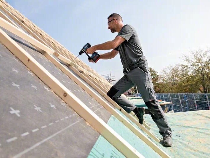 Máy dùng mô tơ từ Bosch GSR 18V-150C